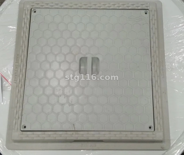 Люк канализационный полимерый 325*325 (Турция) квадрат